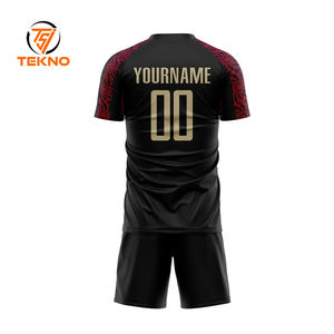 Maillot et short de football de haute qualité par sublimation 2025 uniforme de football de nom d'équipe personnalisé de bonne qualité pour le sport entretenu par OEM - Product Image 4