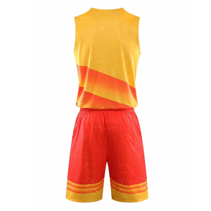 Services OEM, ensembles d'uniformes de basket-ball pour adultes, conçus sur mesure, respirants, manches courtes, vêtements de sport, prix raisonnable, en vente - Product Image 3