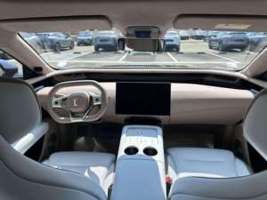 SUV électrique 2025 Pro Pure Electric Edition, véhicule 100% électrique à propulsion arrière, autonomie de 601 à 700 km, puissance du moteur de 200 à 250 kW - Product Image 6