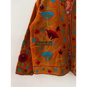 Veste unisexe en velours de coton Suzani en gros avec broderie à la main ouzbek motif floral pardessus pour femmes pour le printemps hiver - Product Image 2