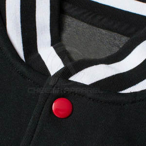 Chaqueta Varsity Ligera para Hombre con Corte Regular y Estilo Versátil, Adecuada para Ocasiones Formales - Product Image 4