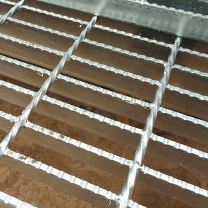 ฝาครอบตะแกรงเหล็กป้องกันการกัดกร่อนทนทานทำจากสเตนเลสชุบสังกะสีวัสดุก่อสร้างโลหะ - Product Image 6