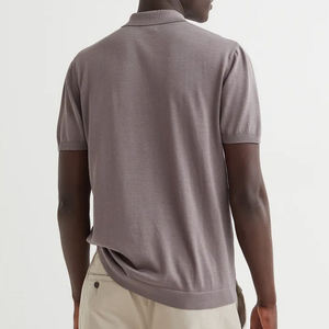 เสื้อยืดสีขาวพื้นสำหรับผู้ชายผ้าฝ้าย100% ทรงเข้ารูปแบบลำลองเนื้อผ้าฝ้าย240กรัมผ้าย้อมสีเรียบ - Product Image 6