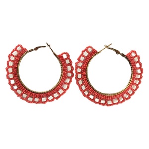 Aros de cuentas de ropa de playa informal para mujer con pendientes de cuentas de tambor pequeños y grandes de proveedor de origen indio - Product Image 1