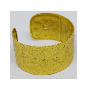 2026 lightweight brass kada Design METAL Brass MATTE BANGLES Unique Birthday Gift for Mom Delicacy and Attractive - Product Image 2