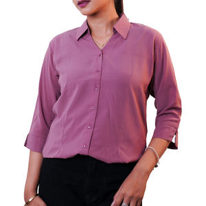Chemise formelle à manches longues de luxe conçue pour les femmes qui apprécient le confort de style et l'apparence professionnelle au travail - Product Image 4