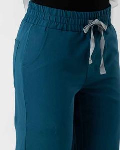 Tenue de travail professionnelle pour femmes musulmanes, modeste, tissée, adaptée au hijab, respirante, légère, confortable, durable, médicale - Product Image 4