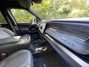 R1T rivian รุ่นเปิดตัว Quad-Motor AWD อัตโนมัติลิเธียมแบตเตอรี่ R19ยางน้ำหนักเบาเสริมใต้ตัวถังขนาดใหญ่ - Product Image 4