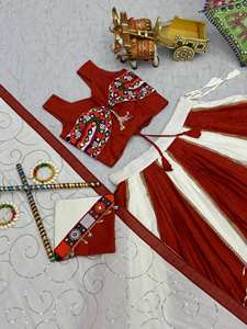 LAUNCHING NEW NAVRATRI SPECIAL LEHNEGA <b>CHOLI</b> FABRIC RAYON COTTON WITH GAMTHI & REAL MIRROR WORK - Product Image 5