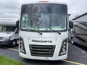 Remorque de luxe en aluminium T-h-o-r R-e-s-o-n-a-t-e 29-D d'occasion 2023 pour l'extérieur - Product Image 4