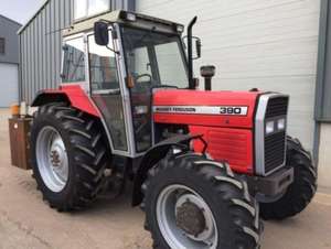 Used Tractor Massey Ferguson Mf1204 for sale / Used Massey Ferguson 4WD Wheel Tractor For Sale - Product Image 4
