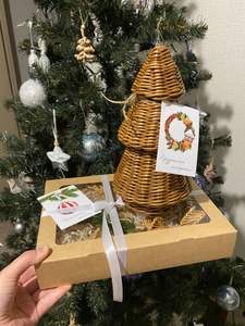 Árbol de Navidad de Ratán Natural Hecho a Mano, Adorno Ecológico para Mesa, Decoración Navideña y del Hogar - Product Image 3