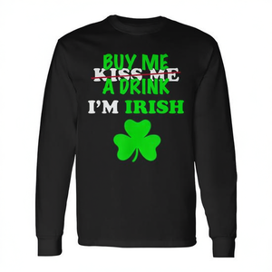 Camiseta de Manga Larga con Estampado de Máscara del Día de San Patricio, Tema Irlandés para Celebraciones, con la Frase 'Kiss Me Buy Me a Drink' - Product Image 2