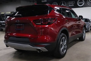 Chevrolet Blazer LT 2023 Estándar, SUV de 4 Puertas con Paquete 2LT - Product Image 4