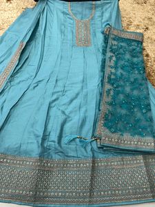 Robe traditionnelle indienne à la mode Piswa Anarkali Kurta Dupatta costume de mariage broderie naturelle travail pour femmes fêtes de filles événements - Product Image 5