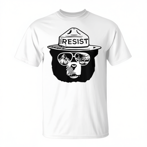 T-shirt Resist Bear Sunglasses Salva i parchi nazionali - Prodotto promozionale - Product Image 2