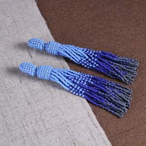 Oscar De La azul gris Ombre con cuentas borla pendientes largos con flecos declaración Stud pendientes colgantes para mujer regalo de moda - Product Image 2