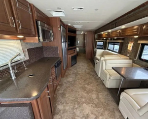 USADO - K-H - 2023 - FLEETWOOD SOUTHWIND 34-A CLASS-A disponible - Product Image 5