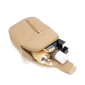 Bolso Bandolera Unisex de Nailon de Alta Calidad, Tejido Impermeable, Elegante y Moderno, para Senderismo y Viajes, con Cremallera, Proveedor de Vietnam - Product Image 6