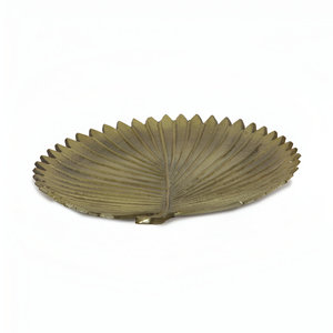 Plateau de service en métal doré en forme de feuille personnalisé pour fêtes, plats et assiettes à motif solide pour hôtels et restaurants - Product Image 4