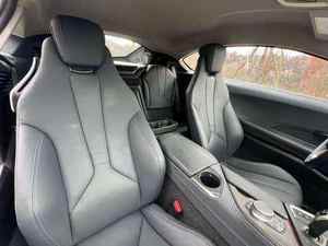 SUPER SEAL Véhicule d'occasion économique 2020 - BMW i8 Coupé - Product Image 2