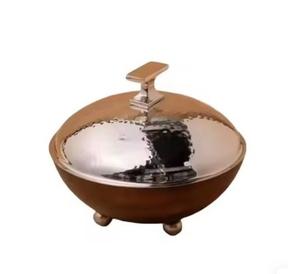 Marmite en métal à couvercle plaqué or avec base en bois serveur de nourriture au design moderne pour les fêtes de mariage vente à chaud - Product Image 3