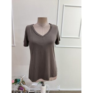 Women'<b>s</b> Short-Sleeved V-Neck Viscose <b>Blouse</b>, 35461 - Coffee with Milk - Product Image 4