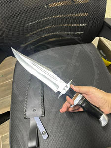 Cuchillo Bowie Multifuncional para Caza y Camping, Hecho a Mano con Mango de Cuerno de Búfalo y Hoja de Acero Inoxidable, Cuchillo para Exteriores - Product Image 5