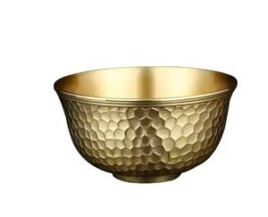 Cuenco decorativo de aluminio de color plateado de forma redonda con soporte de diseñador dorado de latón a un precio asequible - Product Image 2