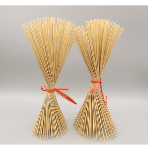 Vente en gros à bas prix de bâtons de bambou forts naturels pour l'encens et l'usage religieux pour la fabrication de bâtons d'agarbatti exportés vers l'Inde - Product Image 1