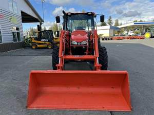 Tractor Kubota 2022 con cabina de clima controlado, tractor utilitario de alto rendimiento, nuevo - Product Image 5