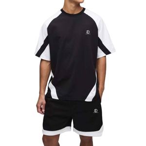 Nuevos conjuntos de pantalones cortos informales con logotipo OEM para hombre, camiseta de manga corta, pantalones cortos, conjunto de chándal sólido, ropa de marca para hombre, conjunto de verano para hombre - Product Image 5