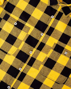 Chemises décontractées en flanelle à carreaux noirs et jaunes à manches longues, coupe classique, boutonnées pour hommes, avec service OEM - Product Image 2
