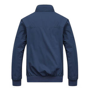 Chaqueta Bomber de Lona Estilo Urbano para Hombre, Impermeable, Transpirable, con Capucha, Cuello Alto, Moda de Invierno, Servicio OEM con Logotipo Personalizado - Product Image 2