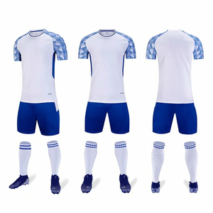 Camisetas de fútbol de manga corta para niños y adultos, conjuntos de entrenamiento, uniformes deportivos, servicio OEM para las estaciones de invierno y verano, nombre personalizado - Product Image 1