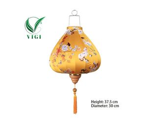 Linterna de bambú vietnamita bellamente elaborada para el ambiente interior y exterior - Product Image 1