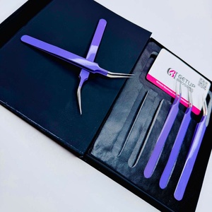 Pince à épiler pour cils GETUP BROSONS IMPEX de haute qualité, en acier inoxydable, nouvelle isolation, couleurs violettes, pointe lisse, poignée diamantée - Product Image 1