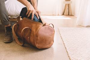 Bolsa de deporte para hombre grande personalizada al por mayor, lona de lona con cremallera duradera de la mejor calidad, equipaje de viaje informal de piel auténtica - Product Image 5