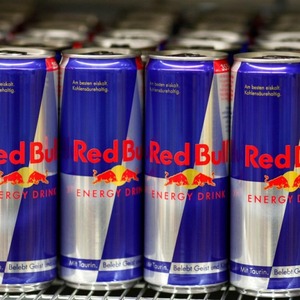 Bebida Energética Red Bull Asequible con Entrega Rápida, Calidad Premium, Impulso de Energía Saludable para el Trabajo, Estudio y Actividades al Aire Libre - Product Image 6