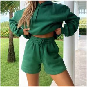 Survêtement en polaire respirant et personnalisable pour femmes Sweat à capuche et short de survêtement écologiques pour la saison hivernale - Product Image 5