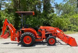 รถแทรกเตอร์ L3901HST 2018 Kubota สำหรับฟาร์มรถแทรกเตอร์เครื่องยนต์ดีเซลสำหรับฟาร์ม - Product Image 3