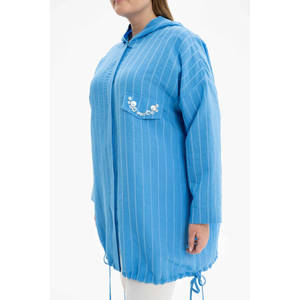 Chemise longue en satin bohème pour femme avec col à volants et ourlet à lacets - Product Image 2
