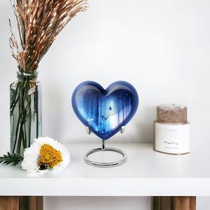 Urne papillon de forêt bleue en forme de coeur pour cendres souvenir commémoratif pour cendres de crémation urne moderne décorative unique fabriquée à la main - Product Image 4