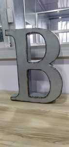 Vaisselle décorative moderne en lettres numériques de l'alphabet Fourniture directe en usine Artisanat en métal en fer galvanisé poli de haute qualité - Product Image 2