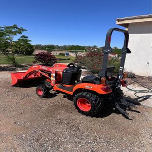 Tractor Kubota BX1880 en Existencia, Entrega Rápida, Compre Hoy Mismo y Disfrute de una Calidad Premium y Durabilidad Perfecta - Product Image 3