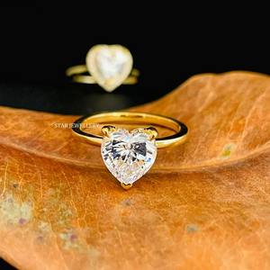 Anillo de Compromiso de Lujo Cristiano con Diamante Solitario de Corte Corazón de 2.50 Ct, Certificado IGI, CVD, Oro Sólido de 14K, Halo Oculto - Product Image 4