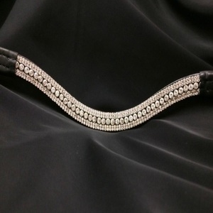 Diadema de Cuero para Caballo con Cadena Decorativa de 5 Hileras de Cristales Transparentes, Estilo Diamante, Personalizada, Superventas - Product Image 4