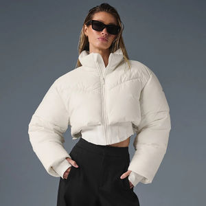 Recién llegado, chaquetas acolchadas recortadas para mujer de invierno, chaquetas Pakra acolchadas de algodón de tela transpirable de alta calidad para mujer - Product Image 1