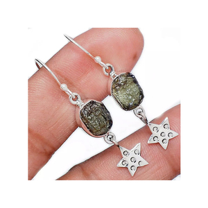 Pendientes colgantes de plata de ley 925, joyería hecha a mano, pendientes de piedra en bruto de moldavita para mujeres hermosas, joyería de regalo de cumpleaños - Product Image 1