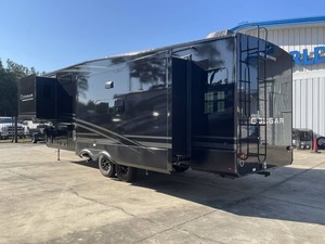 รถบ้านมือสองสภาพดี ปี 2026 Keystone Cougar Midnight Edition 316RLS - Product Image 5